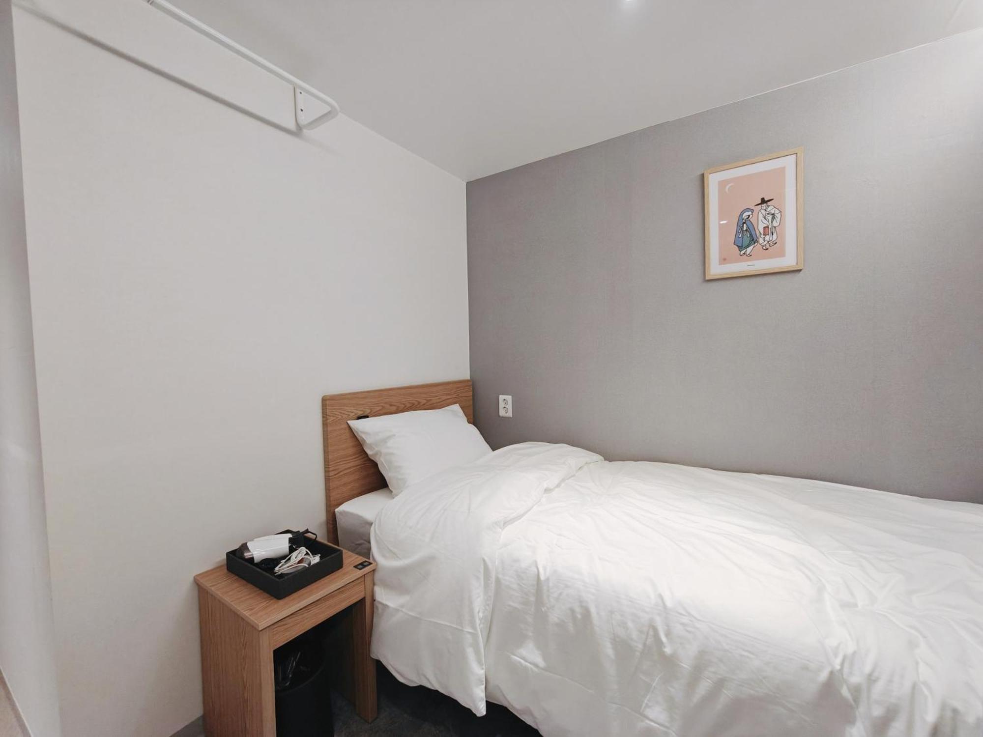 L Hostel Seoul Luaran gambar