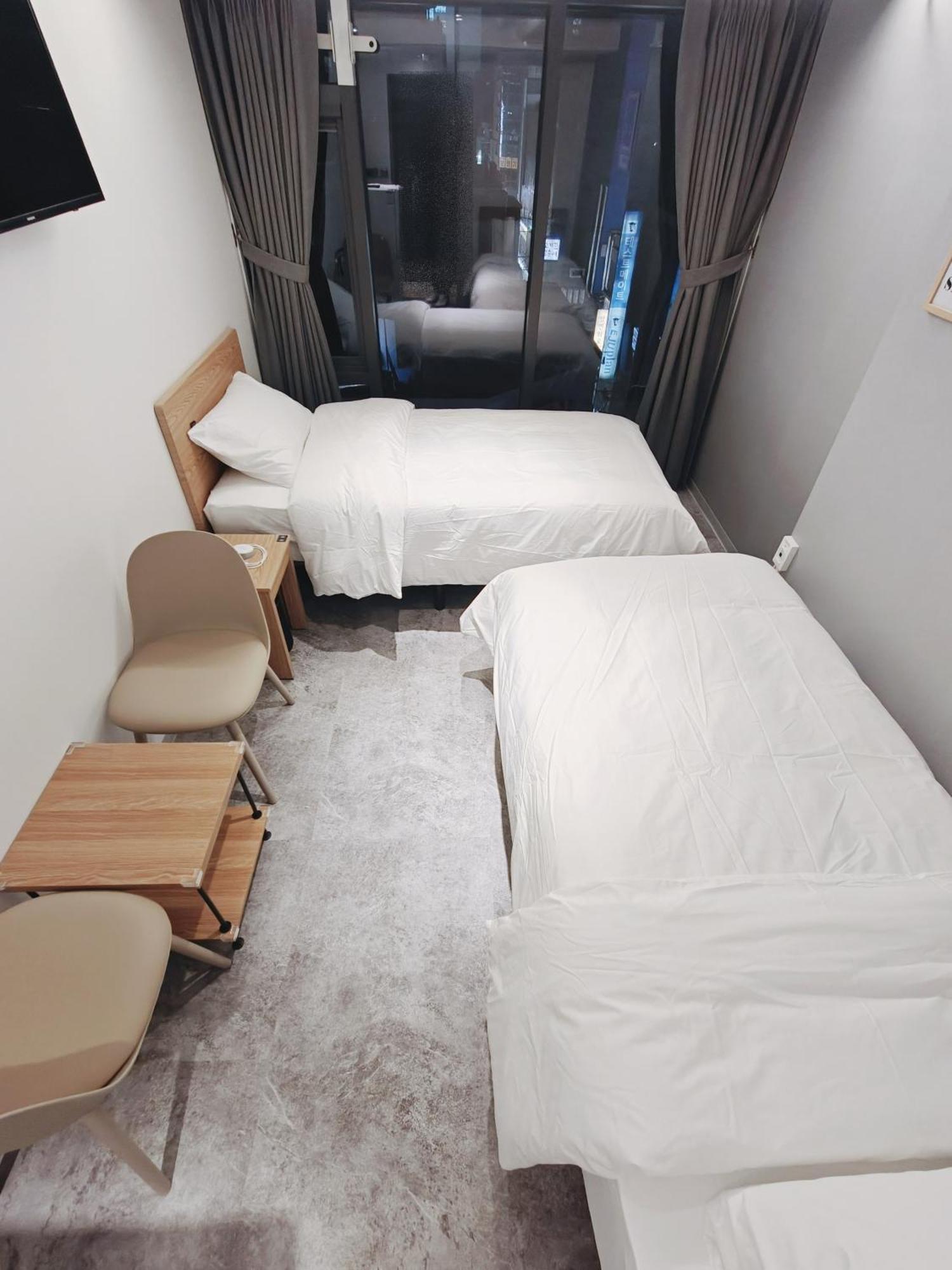 L Hostel Seoul Luaran gambar