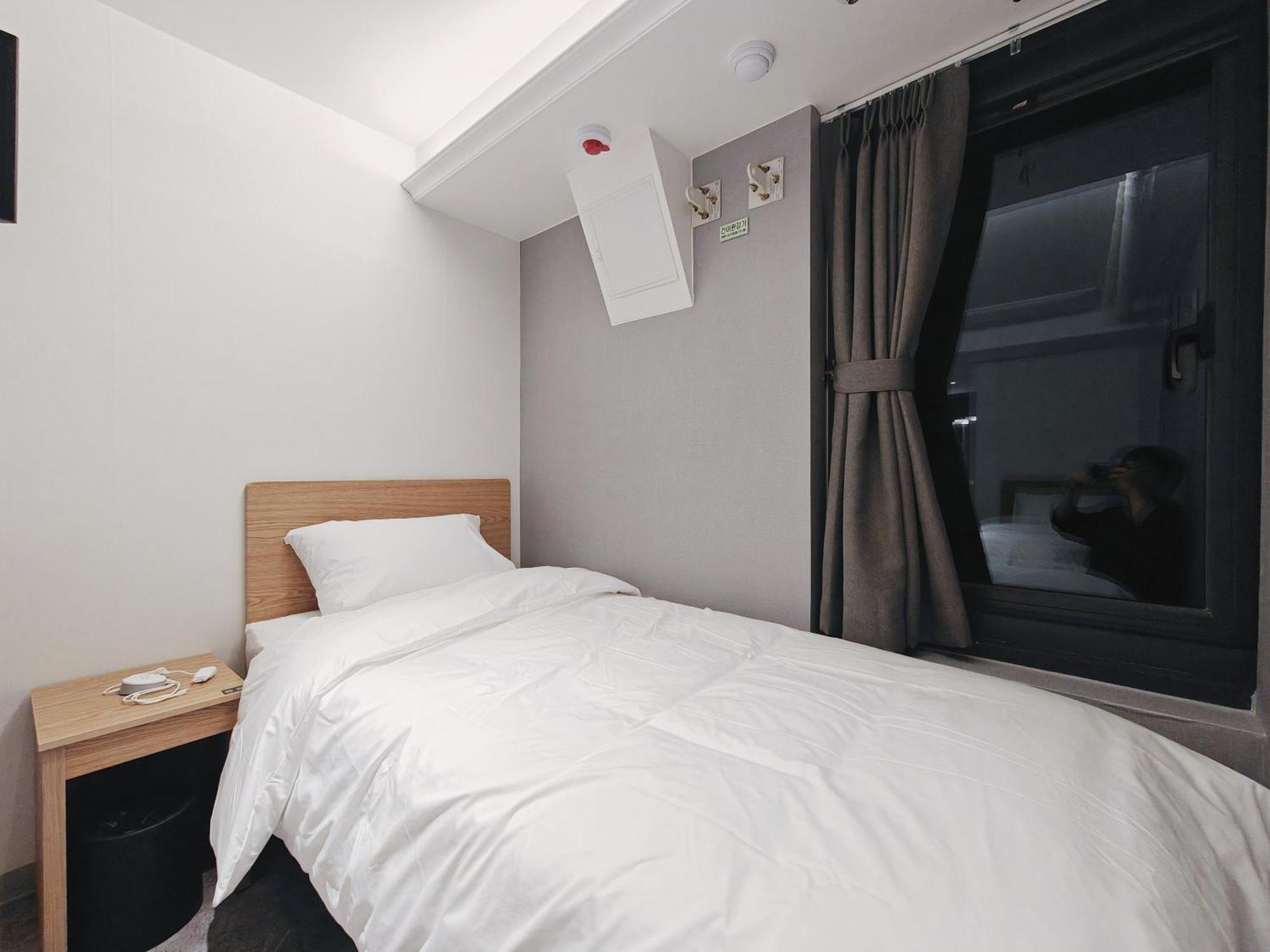 L Hostel Seoul Luaran gambar