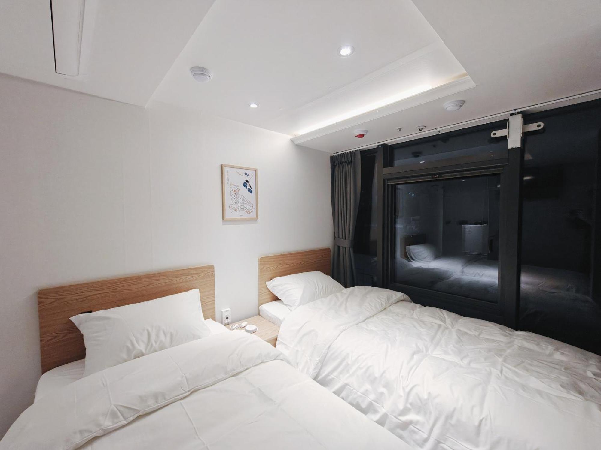 L Hostel Seoul Luaran gambar